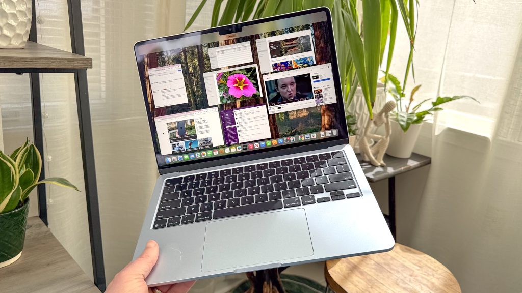 8 Best Laptops for Classroom Note Taking in 2025